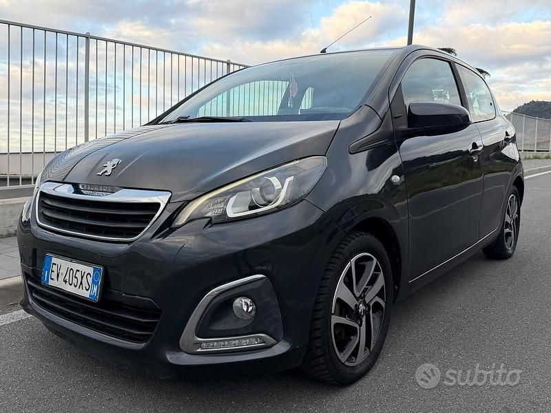 Usata Peugeot 108 Allure 69 CV (50 kW) 2014 Grigio Berlina