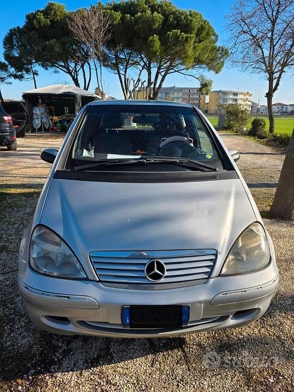 Usata Mercedes A170 Elegance 95 CV (69 kW) 2002 Grigio Berlina
