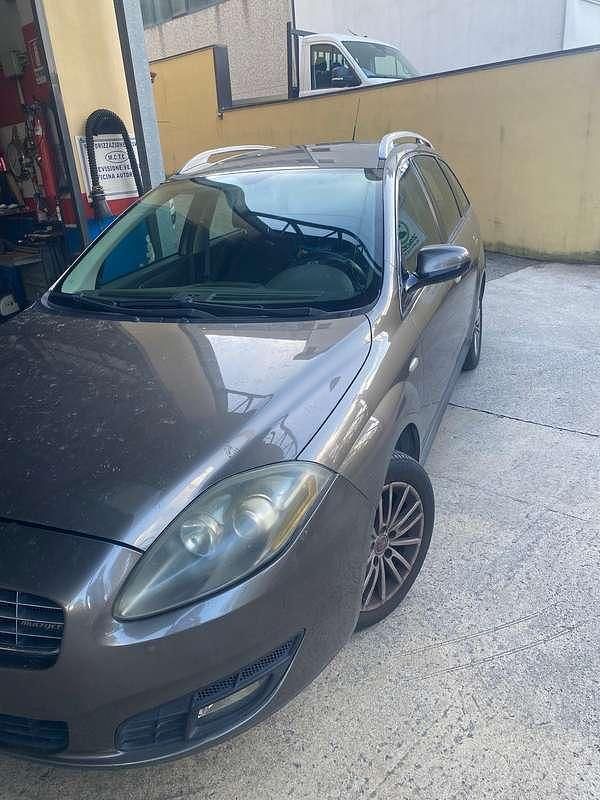 Usata Fiat Croma Dynamic 120 CV (88 kW) 2009 Bronzo Station wagon