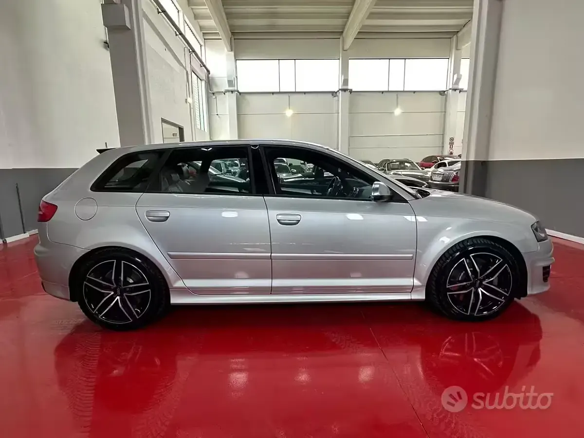 Usata Audi S3 265 CV (194 kW) 2010 Grigio Utilitaria