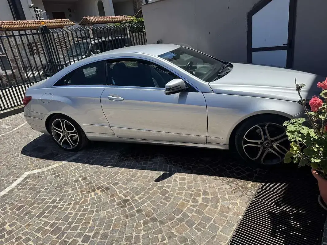 Usata Mercedes E220 170 CV (125 kW) 2015 Coupé