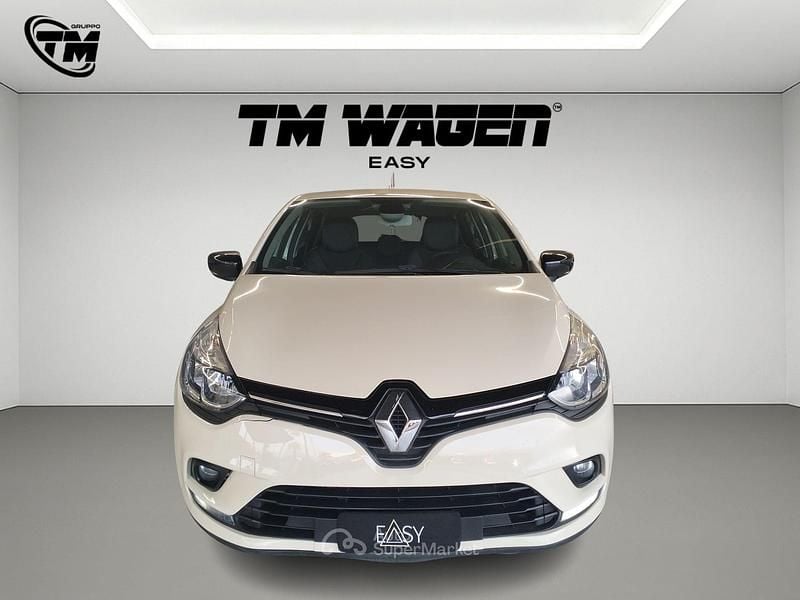 Usata Renault Clio IV Intens 75 CV (55 kW) 2018 Beige Berlina