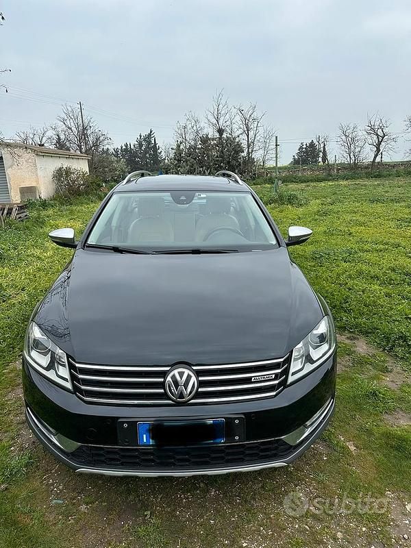Usata VW Passat 177 CV (130 kW) 2013 Nero Station wagon