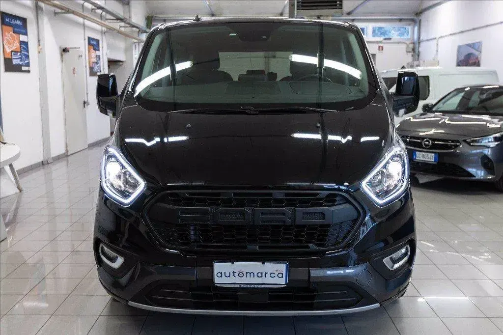 Usata Ford Tourneo Custom Active 150 CV (110 kW) 2022 Furgone
