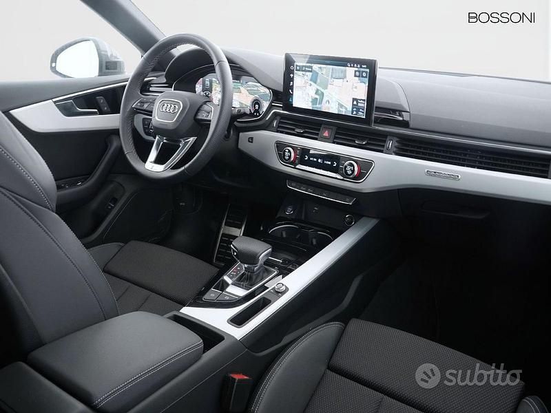 Usata Audi A5 Sportback S-Line 204 CV (150 kW) 2024 Grigio Utilitaria