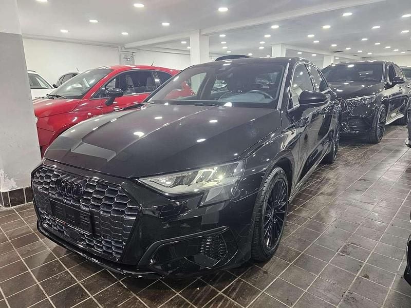 Usata Audi A3 S-Line 150 CV (110 kW) 2023 Black mythos metallizzato Berlina