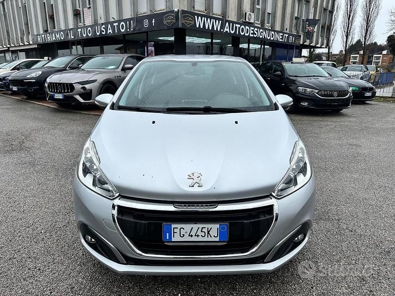 Usata Peugeot 208 Access 82 CV (60 kW) 2016 Grigio Utilitaria