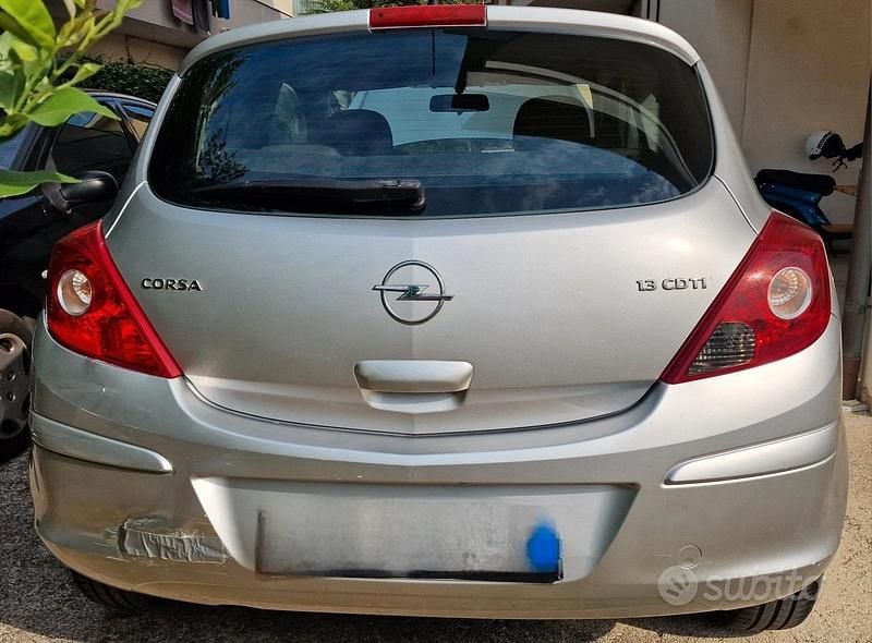 Usata Opel Corsa 75 CV (55 kW) 2008 Grigio Utilitaria