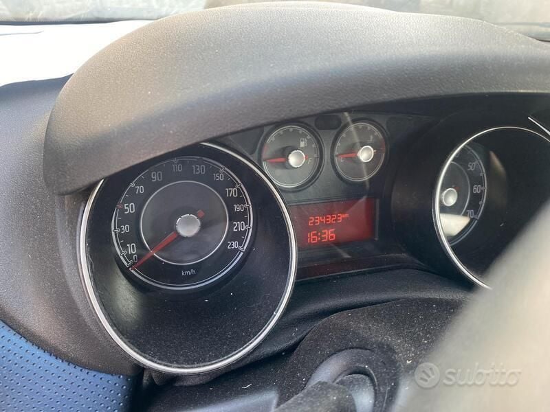 Usata Fiat Punto Evo 75 CV (55 kW) 2010 Grigio Utilitaria