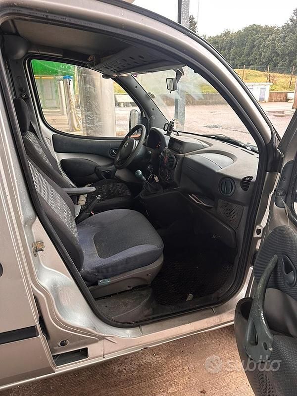 Usata Fiat Doblò 2005 Monovolume