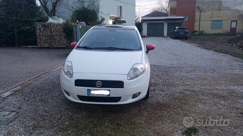 Usata Fiat Grande Punto Sport 90 CV (66 kW) 2008 Utilitaria