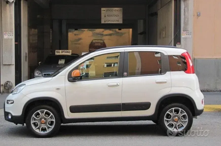 Usata Fiat Panda 4x4 75 CV (55 kW) 2014 Bianco Utilitaria