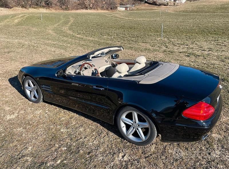 Usata Mercedes SL500 2002 Nero Cabrio