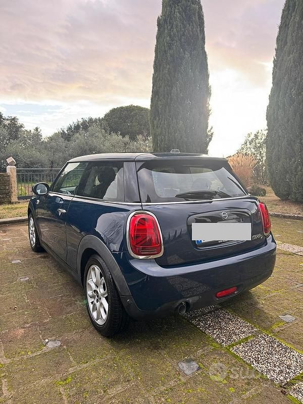 Usata Mini Cooper D 136 CV (100 kW) 2019 Blu Utilitaria