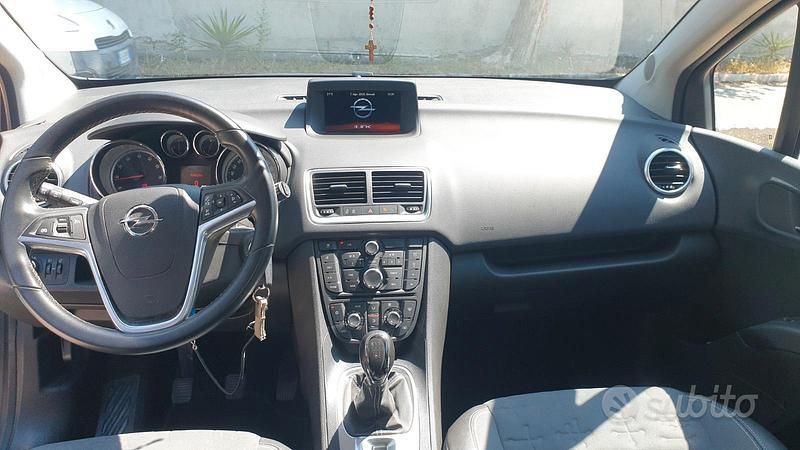 Usata Opel Meriva 120 CV (88 kW) 2016 Grigio Monovolume