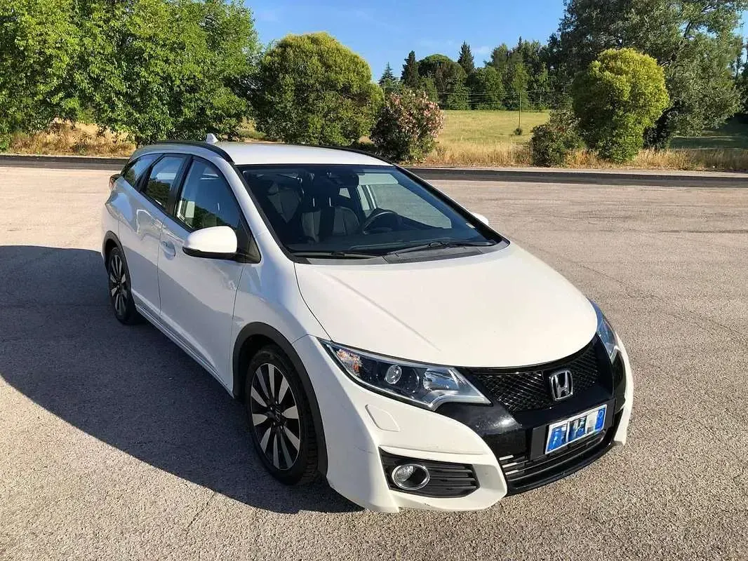 Usata Honda Civic Elegance 120 CV (88 kW) 2018 Bianco Station wagon