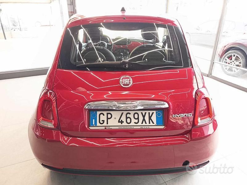 Usata Fiat 500 Red 70 CV (51 kW) 2023 Rosso Utilitaria