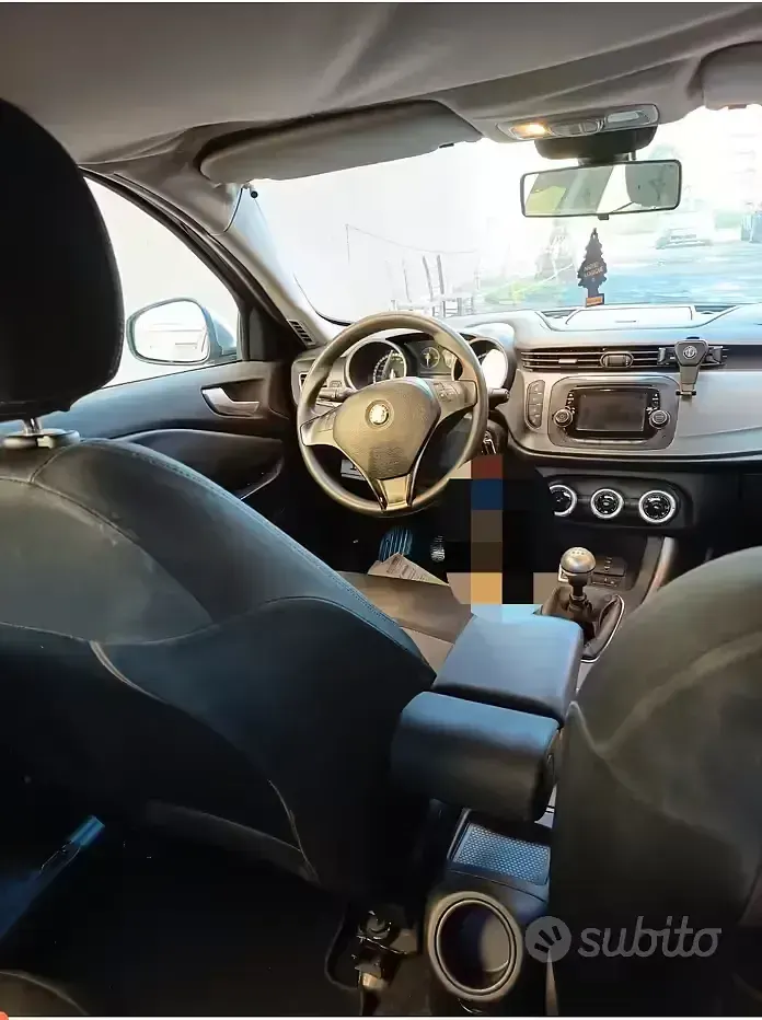 Usata Alfa Romeo Giulietta 105 CV (77 kW) 2013 Grigio Utilitaria
