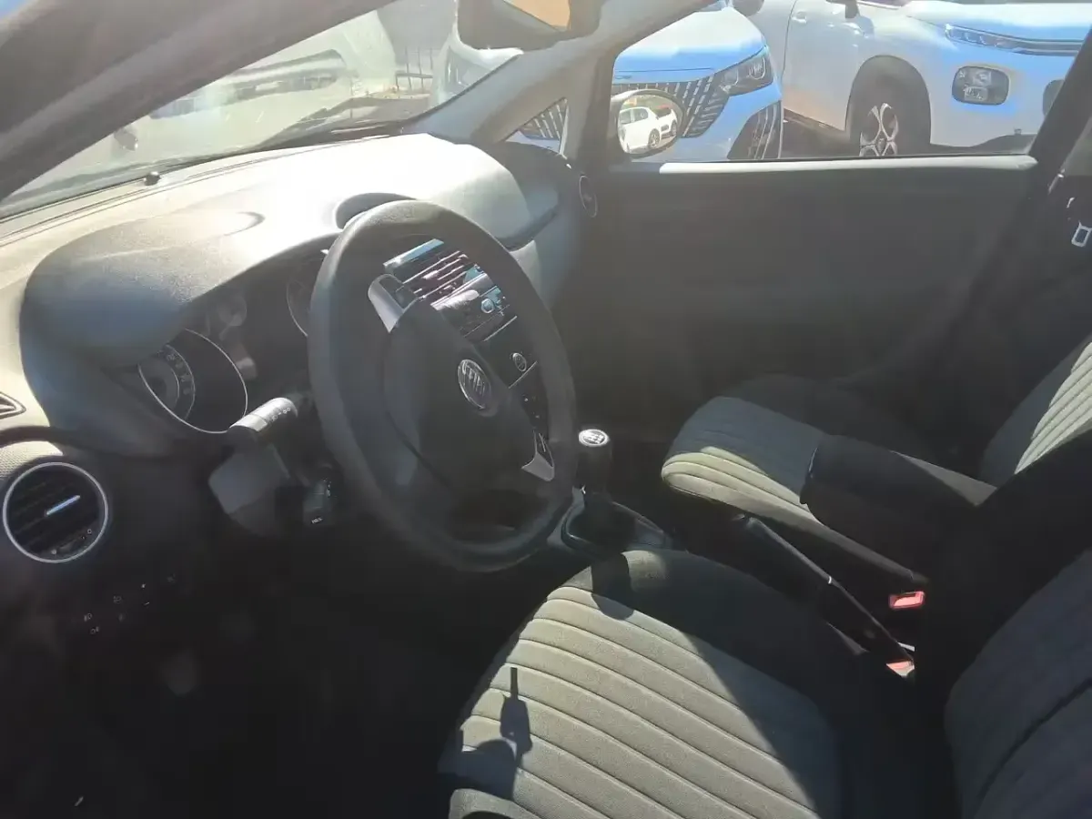 Usata Fiat Punto Street 95 CV (69 kW) 2018 Blu Utilitaria