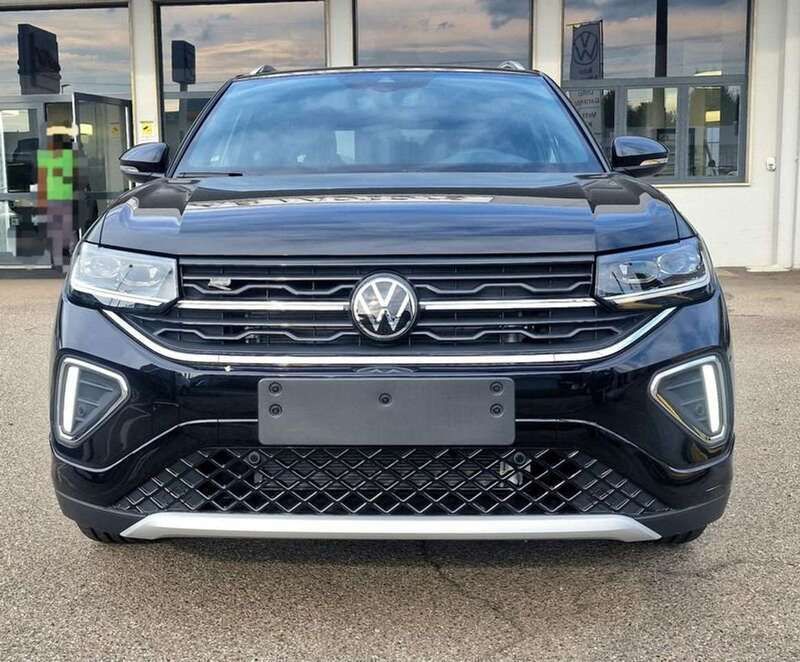 Usata VW T-Cross Style 95 CV (69 kW) 2024 Blu SUV