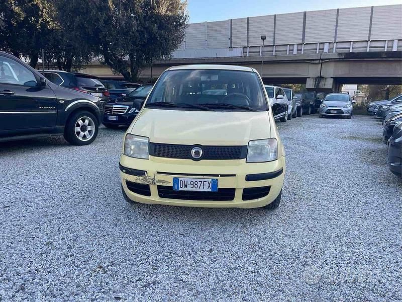 Usata Fiat Panda 54 CV (39 kW) 2009 Giallo Utilitaria