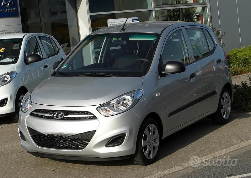 Usata Hyundai i10 Style 75 CV (55 kW) 2009 Grigio Utilitaria