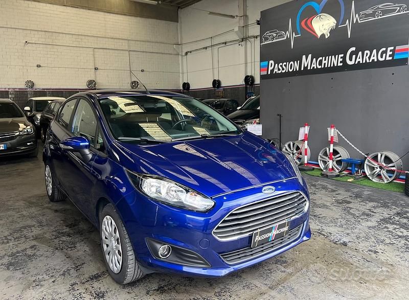 Usata Ford Fiesta Business Edition 97 CV (71 kW) 2015 Blu Berlina
