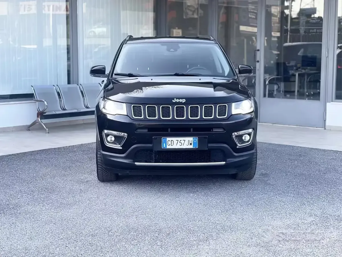 Usata Jeep Compass 170 CV (125 kW) 2020 Nero SUV
