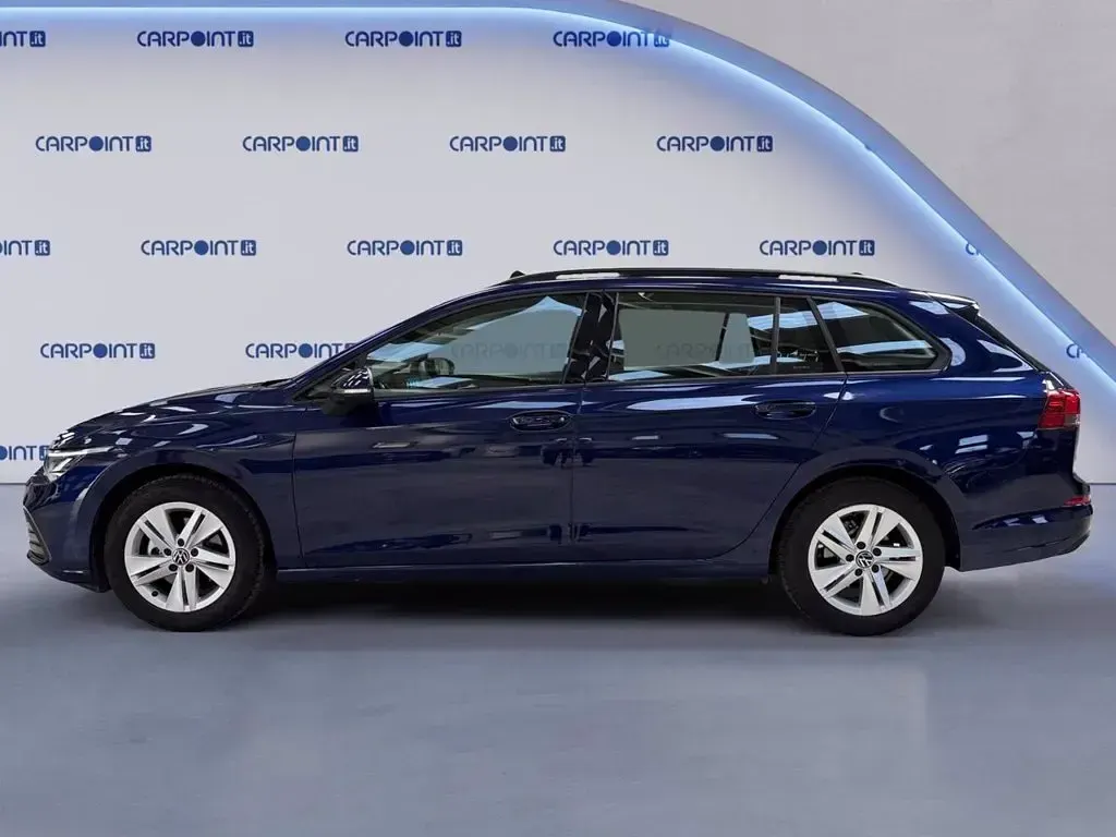 Usata VW Golf VIII Life 110 CV (80 kW) 2023 Blu Station wagon