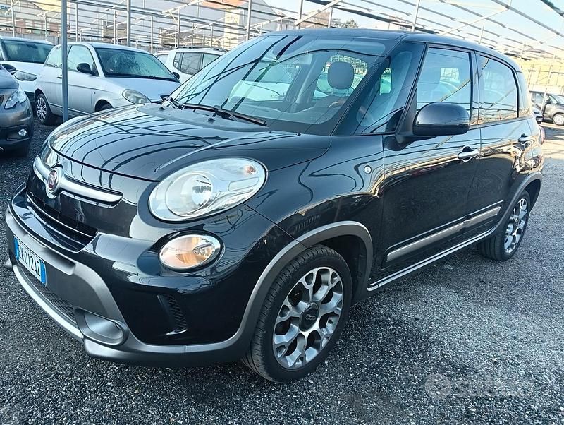 Usata Fiat 500L Trekking 105 CV (77 kW) 2014 Nero Monovolume
