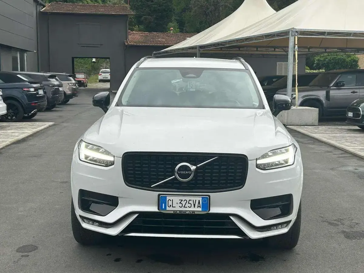 Usata Volvo XC90 Plus 250 CV (183 kW) 2022 Bianco SUV