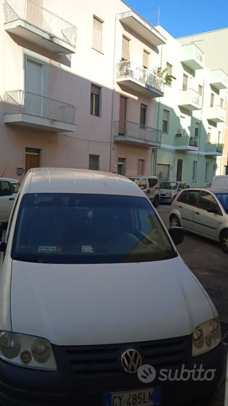 Usata 2005 VW Caddy Monovolume | 3000 € (Buon prezzo) - Immagine 1/4