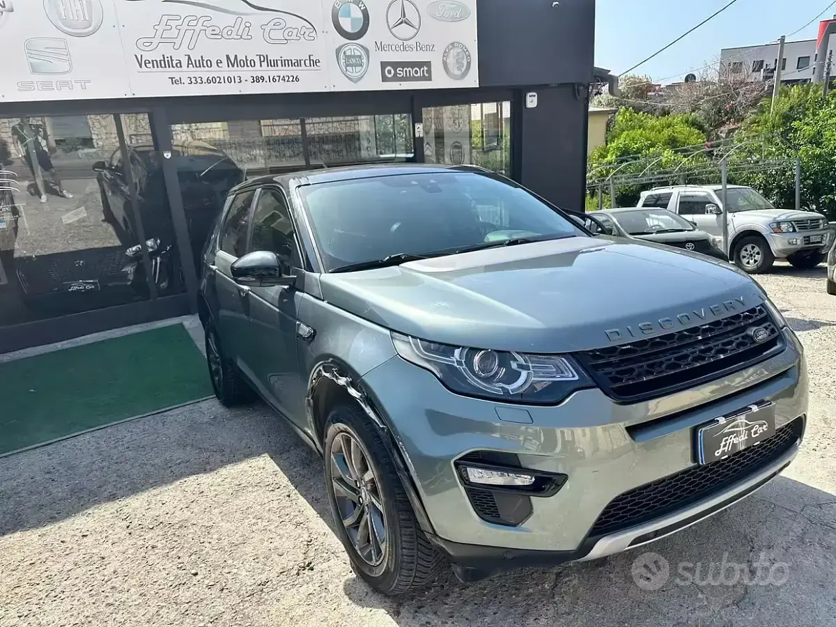 Usata Land Rover Discovery 4 HSE 150 CV (110 kW) 2015 Verde SUV