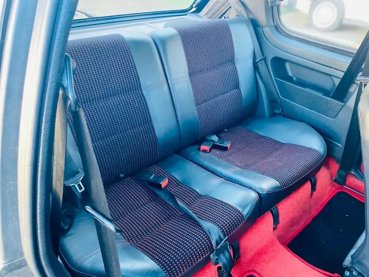 Usata Peugeot 205 GTi 128 CV (94 kW) 1990 Grigio Berlina