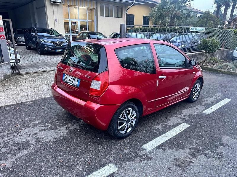 Usata Citroën C2 Exclusive 60 CV (44 kW) 2006 Rosso Utilitaria
