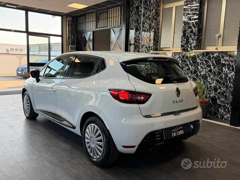 Usata Renault Clio IV Life 75 CV (55 kW) 2018 Bianco Berlina