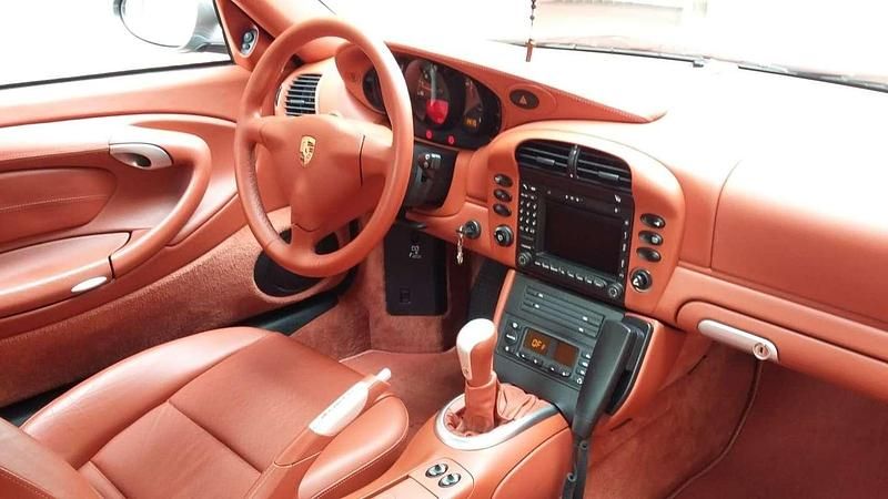 Usata Porsche 911 Carrera 4S 320 CV (235 kW) 2003 Coupé