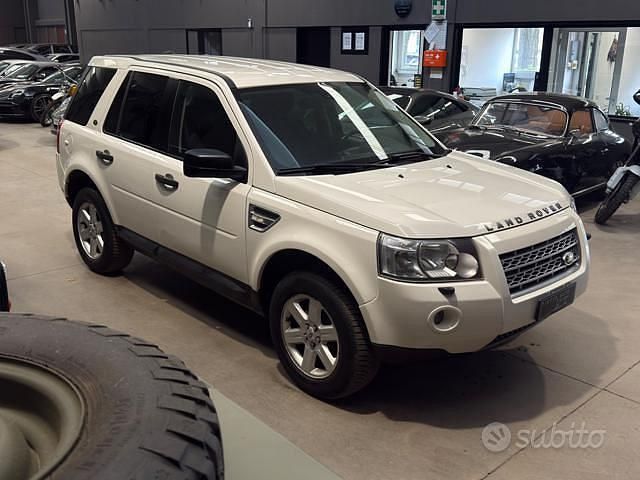 Usata Land Rover Freelander 2 S 160 CV (117 kW) 2009 Bianco metallizzato SUV