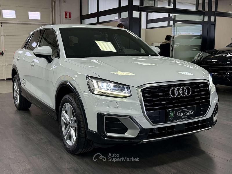 Usata Audi Q2 Design 116 CV (85 kW) 2017 Bianco SUV