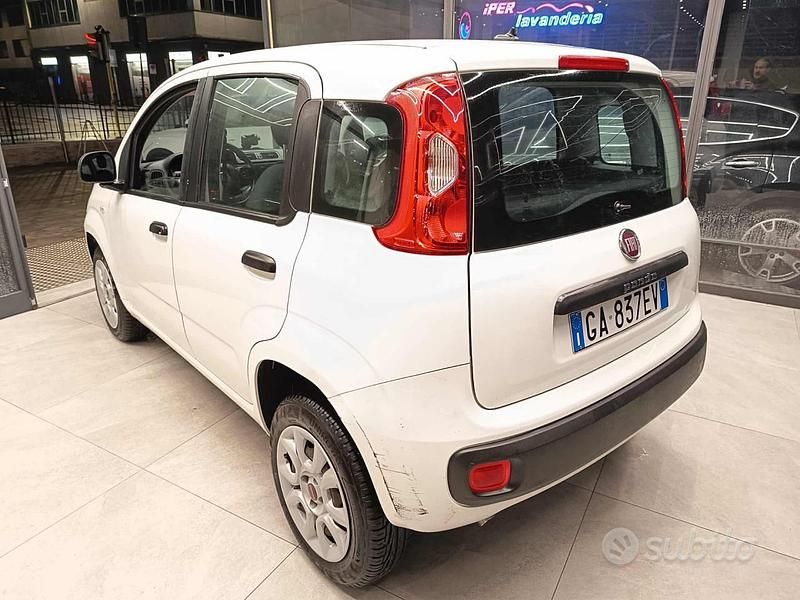 Usata Fiat Panda Lounge 84 CV (61 kW) 2020 Bianco Utilitaria