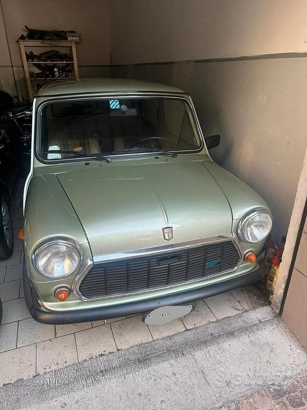 Usata Austin Mini 1970 Verde Utilitaria