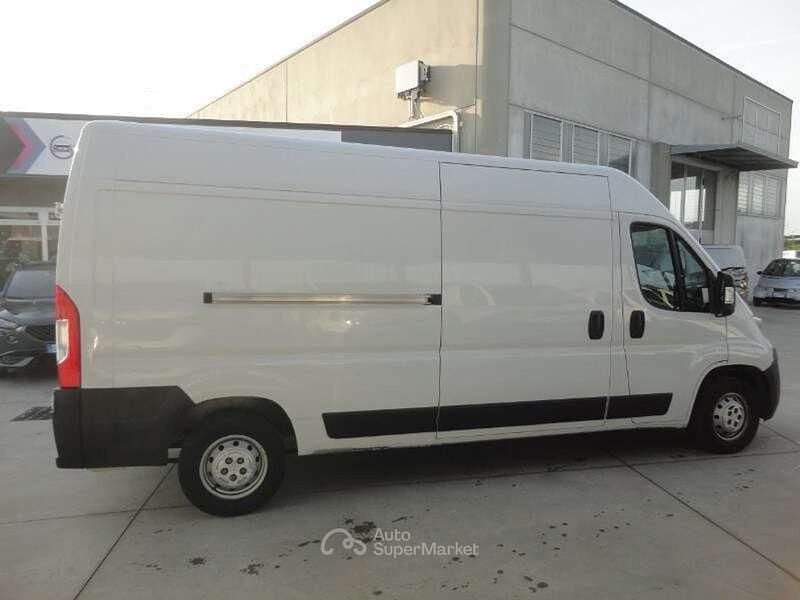 Usata Opel Movano Edition 140 CV (102 kW) 2022 Bianco Furgone