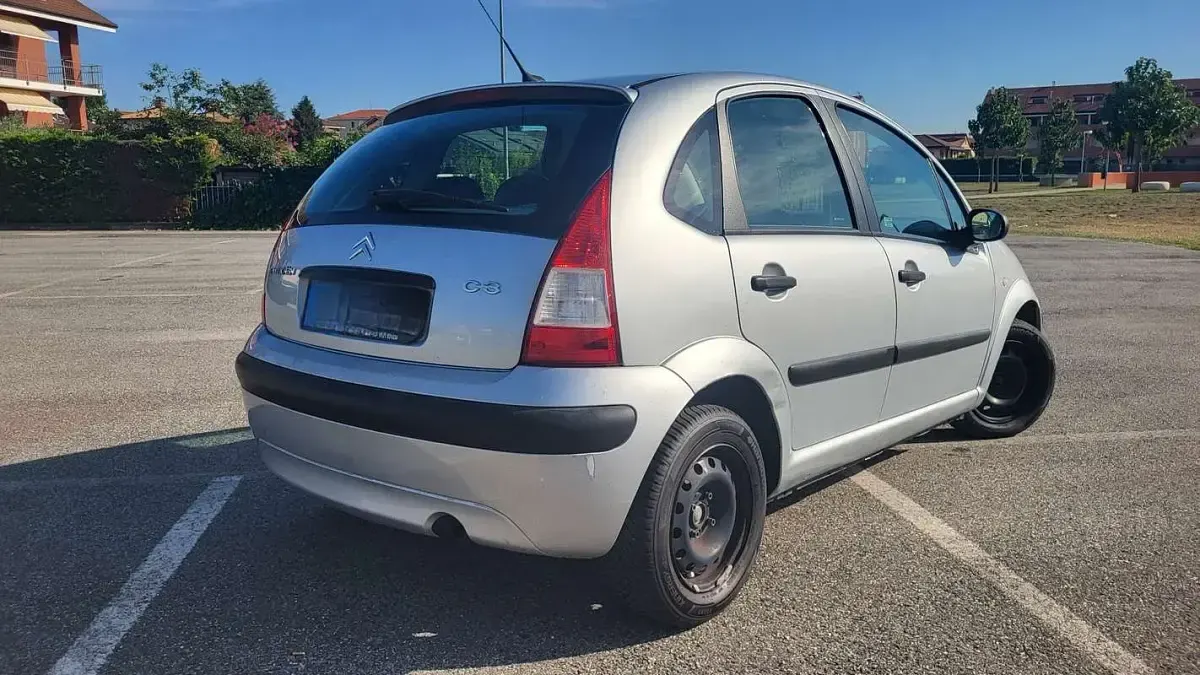 Usata Citroën C3 60 CV (44 kW) 2006 Grigio Berlina