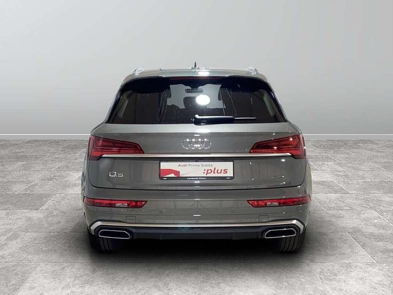 Usata Audi Q5 S-line plus 204 CV (150 kW) 2024 Grigio chronos metallizzato SUV