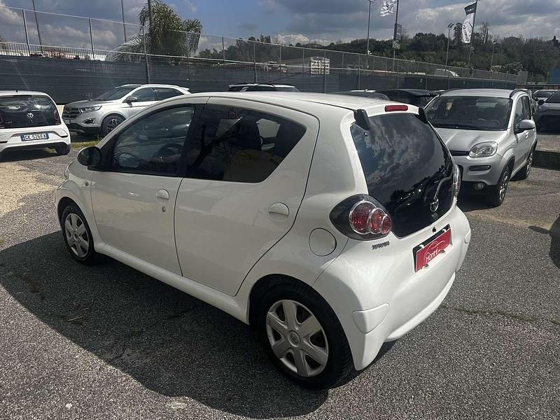 Usata Toyota Aygo Edition 68 CV (50 kW) 2011 Other Utilitaria
