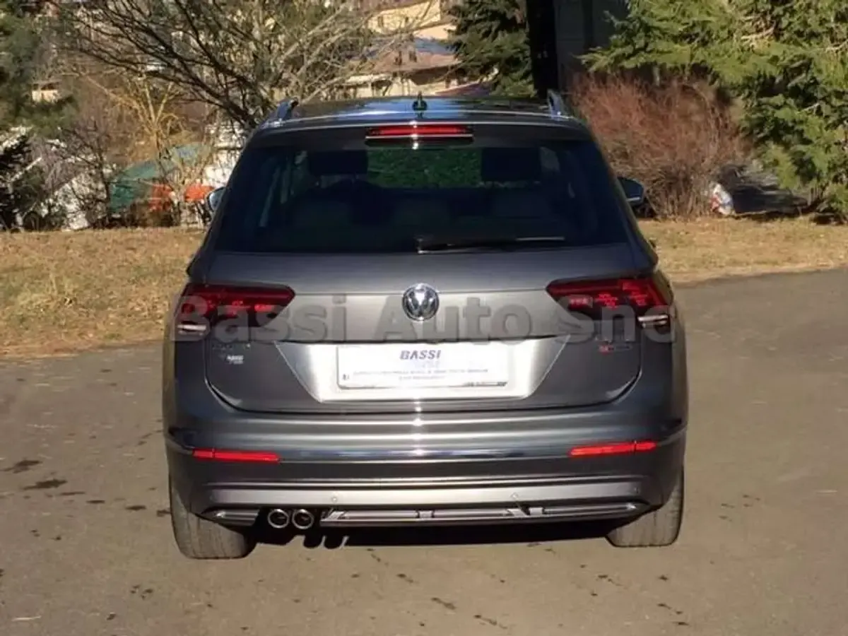 Usata VW Tiguan Executive 150 CV (110 kW) 2017 Bianco SUV