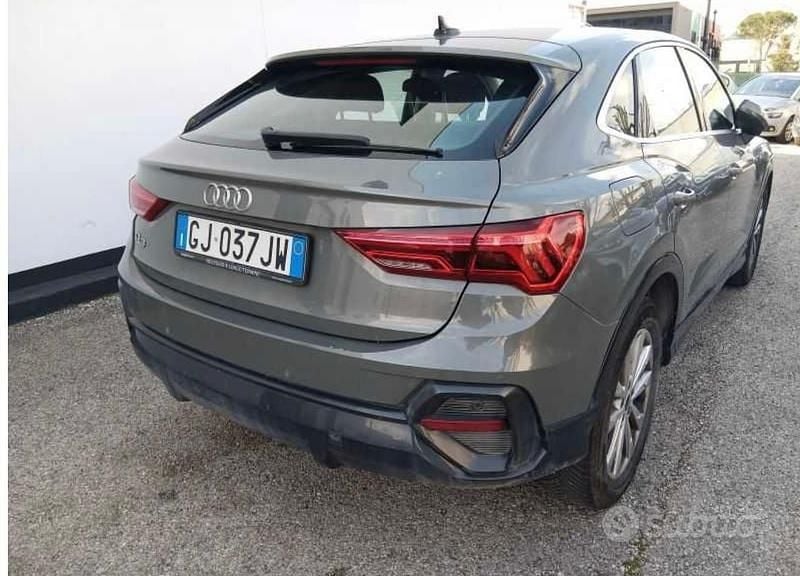 Usata Audi Q3 Sportback S-Line 150 CV (110 kW) 2022 Grigio SUV