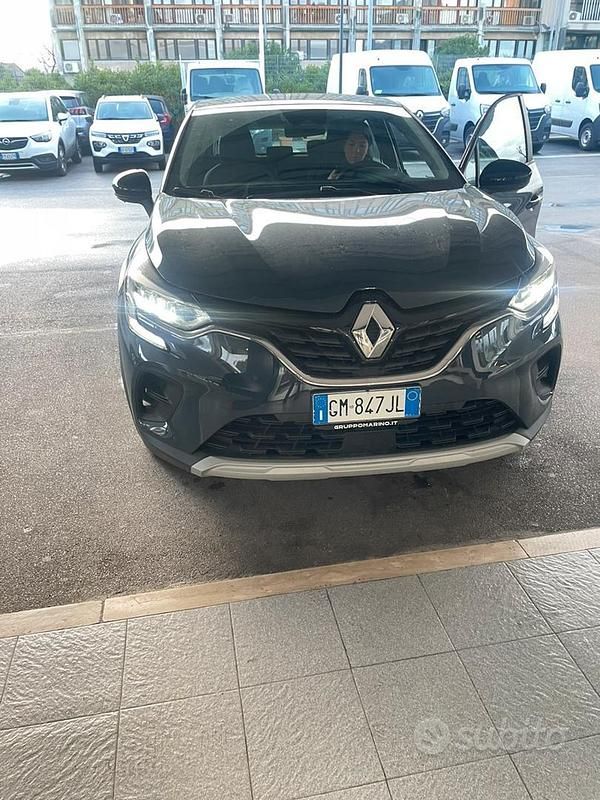 Usata Renault Captur 100 CV (73 kW) 2023 SUV