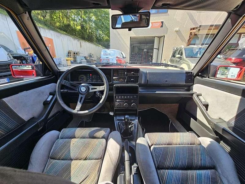 Usata Lancia Delta 181 CV (133 kW) 1989 Rosso Utilitaria