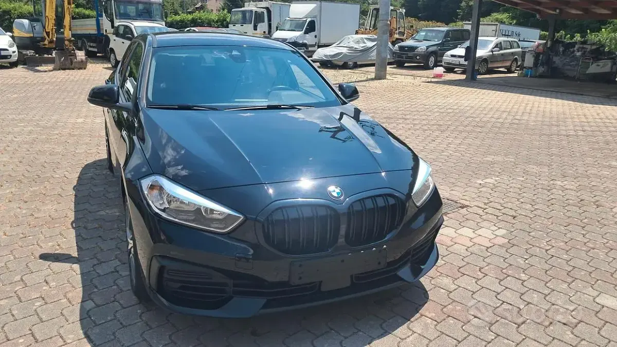 Usata BMW 116 Advantage 109 CV (80 kW) 2023 Nero Utilitaria